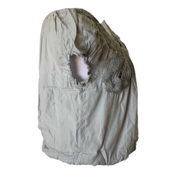 Lucky Brand Crocheted Puff Sleeve Top - Picture 12 of 15